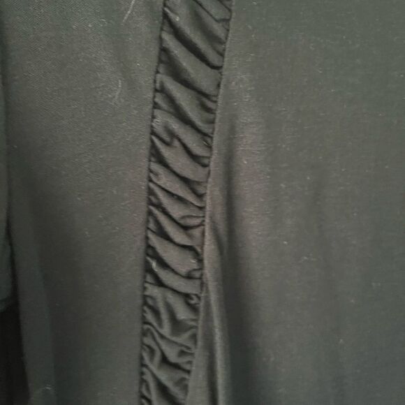 Ann Taylor T-Shirt with Ruching detail - Picture 6 of 6